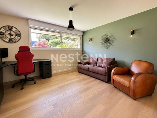 Nestenn Igny - Maison d'architecte Verrières-le-Buisson - 185 m² - Vue dégagée exceptionnelle - 2 suites parentales - Garage double - Terrain 827 m² - Quartier des Justices