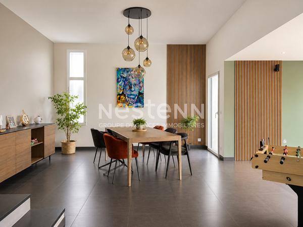 Nestenn Igny - Maison d'architecte Verrières-le-Buisson - 185 m² - Vue dégagée exceptionnelle - 2 suites parentales - Garage double - Terrain 827 m² - Quartier des Justices