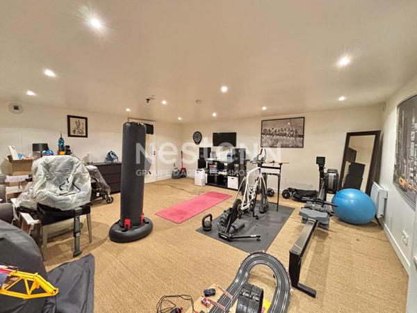 Nestenn Igny - Maison d'architecte Verrières-le-Buisson - 185 m² - Vue dégagée exceptionnelle - 2 suites parentales - Garage double - Terrain 827 m² - Quartier des Justices