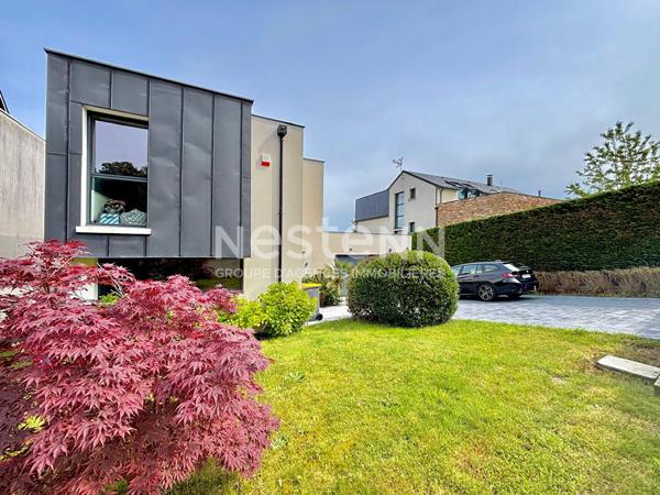 Nestenn Igny - Maison d'architecte Verrières-le-Buisson - 185 m² - Vue dégagée exceptionnelle - 2 suites parentales - Garage double - Terrain 827 m² - Quartier des Justices