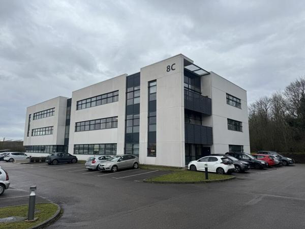 PARC VALMY - BUREAUX A LOUER EN ETAGE