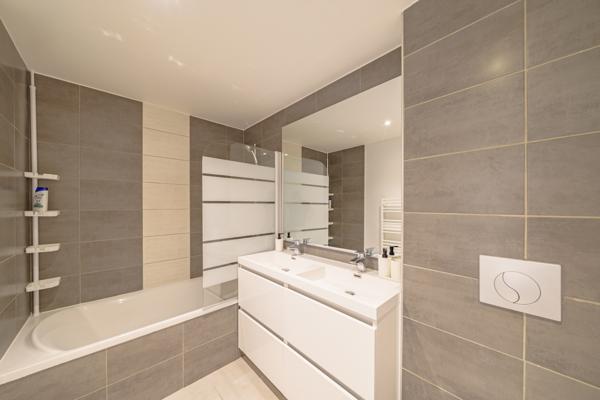 Appartement 4 pièces - 100 m² Bien prestige