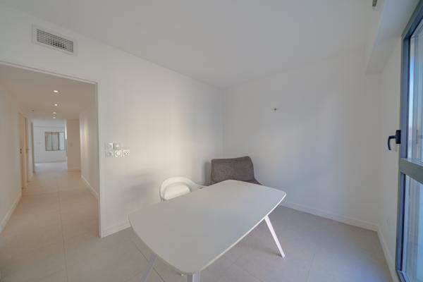 Appartement 4 pièces - 100 m² Bien prestige