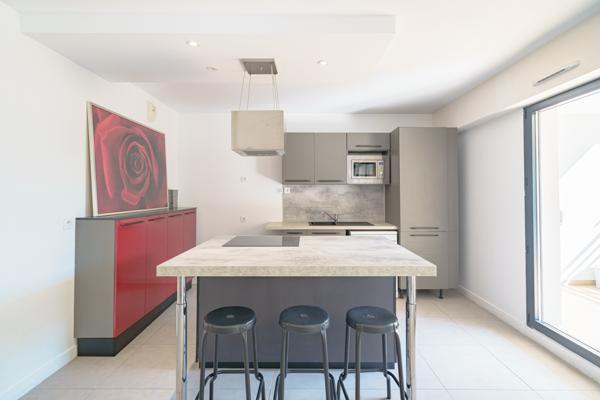 Appartement 4 pièces - 100 m² Bien prestige