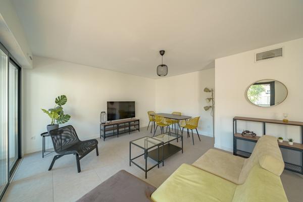 Appartement 4 pièces - 100 m² Bien prestige