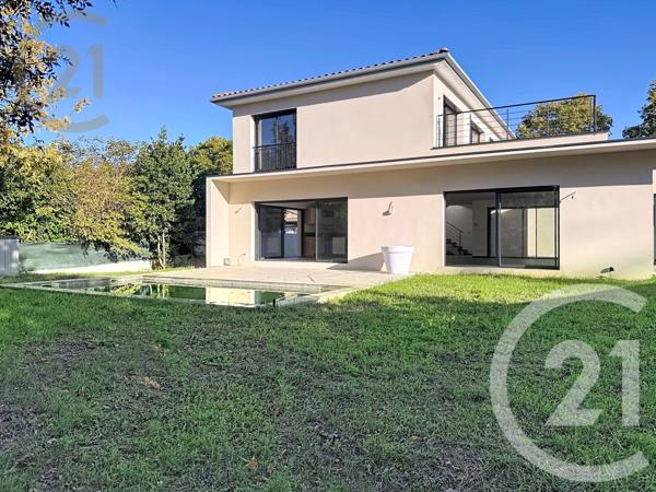 Maison à vendre  7 pièces - 197,16 m2 FABREGUES - 34