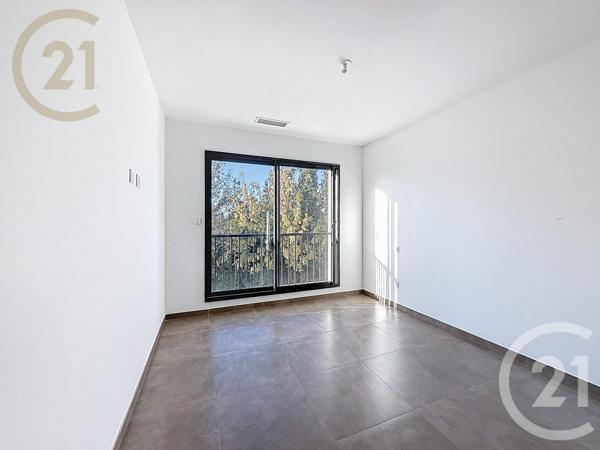 Maison à vendre  7 pièces - 197,16 m2 FABREGUES - 34