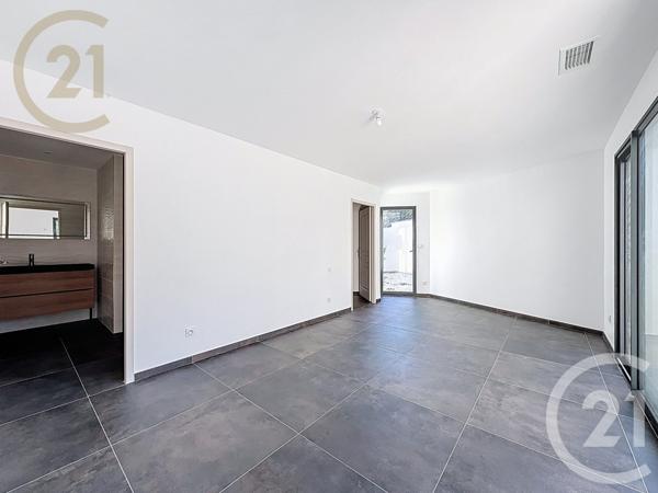 Maison à vendre  7 pièces - 197,16 m2 FABREGUES - 34