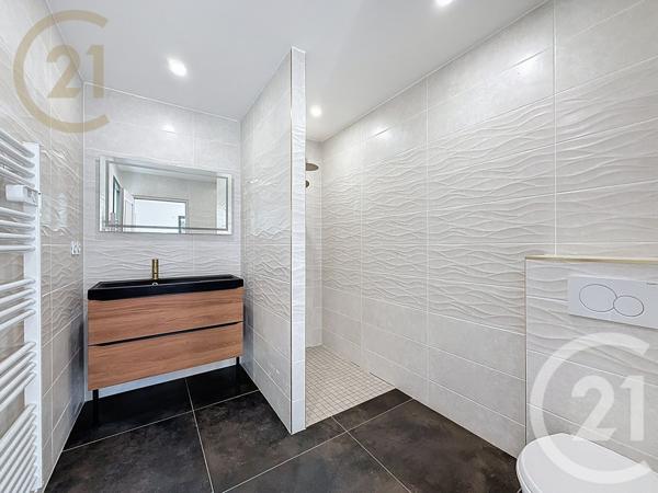 Maison à vendre  7 pièces - 197,16 m2 FABREGUES - 34