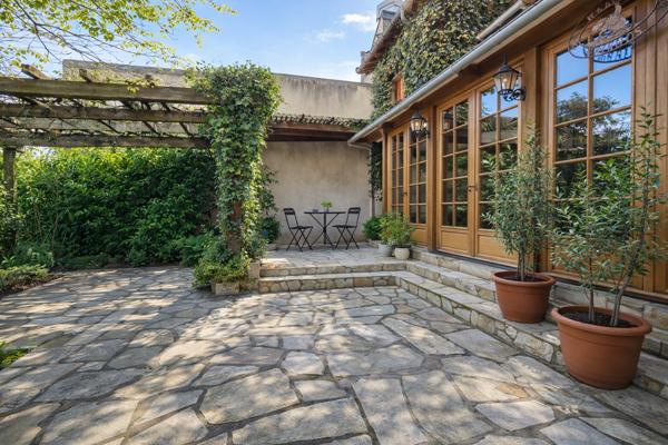 Maison 5 pièces - 192 m² Bien prestige