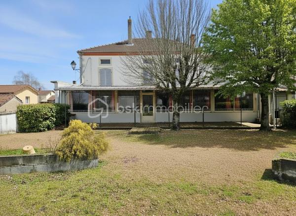 Immeuble mixte de 300 m²