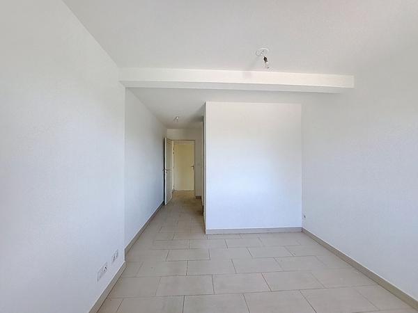 Superbe Appartement Manosque 4 pièces 113 m2 avec terrasse, box fermé et parking !!