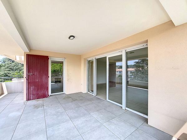 Superbe Appartement Manosque 4 pièces 113 m2 avec terrasse, box fermé et parking !!