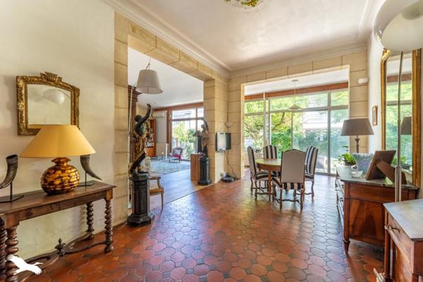 Maison à vendre |  Bordeaux |  8 pièces | 209 m²