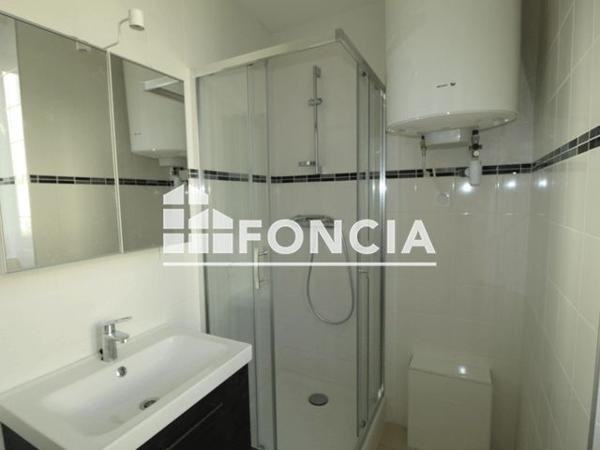 Location Appartement 2 pièces 31 m² - 27 TRAVERSE DES ILES Grenoble 38000