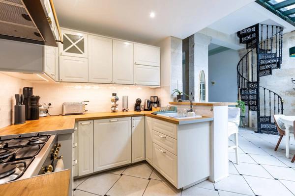 Immeuble de caractère de 266 m² - Bordeaux