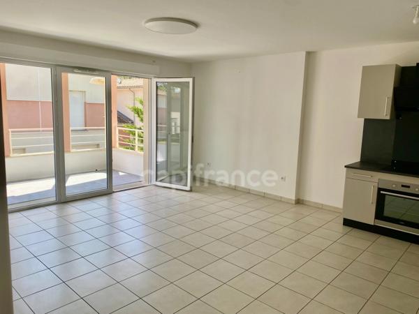 APPARTEMENT T3 de 63 m² – TRES LUMINEUX DANS UNE RESIDENCE SECURISEE A SAINT AUBIN DE MEDOC (33)