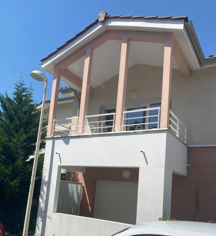 APPARTEMENT T3 de 63 m² – TRES LUMINEUX DANS UNE RESIDENCE SECURISEE A SAINT AUBIN DE MEDOC (33)