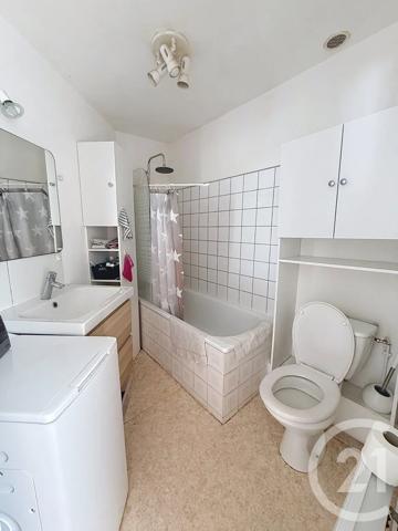 Appartement T2 à vendre  2 pièces - 35,60 m 2   BEUZEVILLE  - 27