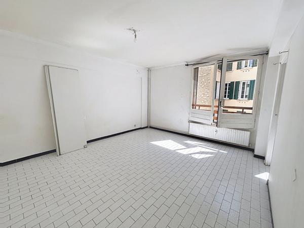 A vendre : Appartement T1 lumineux a Toulon - Champ de Mars
