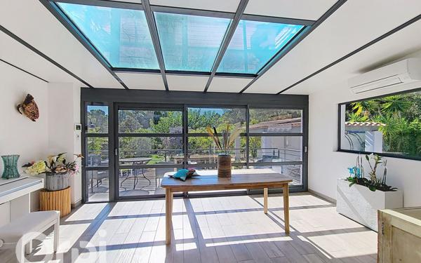 Maison à vendre    5 pièces •  Évenos