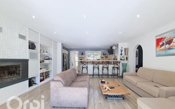 Maison à vendre    5 pièces •  Évenos