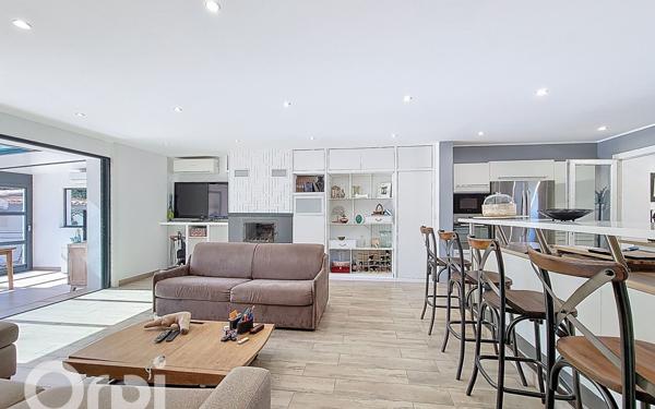 Maison à vendre    5 pièces •  Évenos