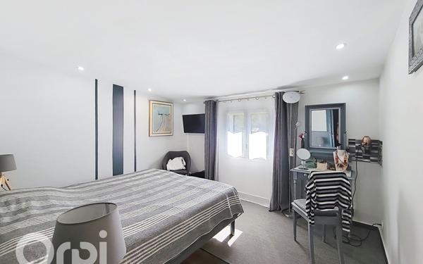 Maison à vendre    5 pièces •  Évenos