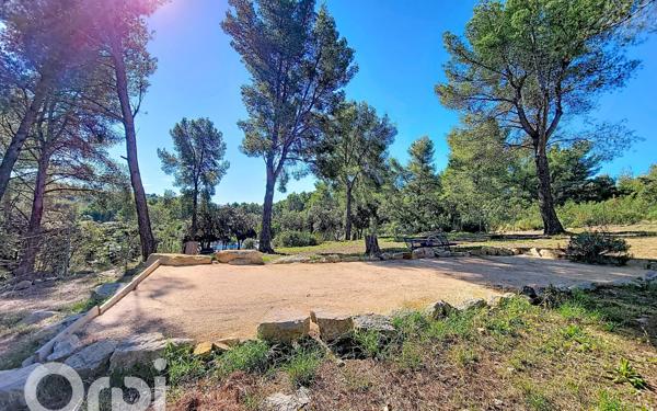 Maison à vendre    5 pièces •  Évenos