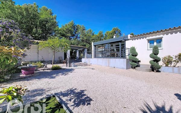 Maison à vendre    5 pièces •  Évenos