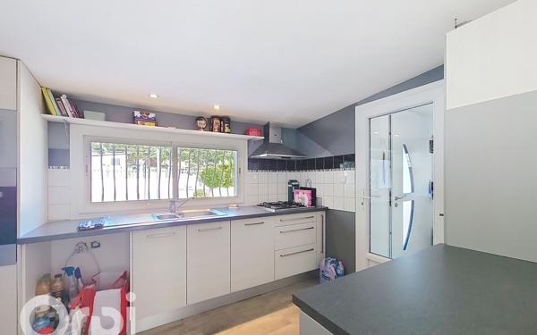 Maison à vendre    5 pièces •  Évenos