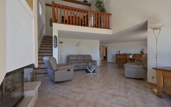 Maison à vendre    5 pièces • 155 m2 Manosque