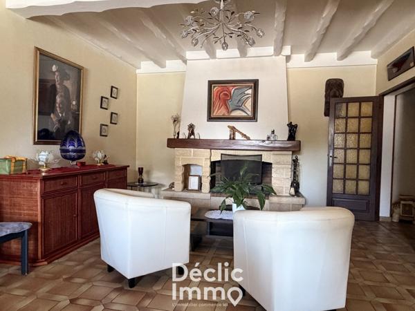 Vente maison Ares, 246m² 7 pièces 645 000€ avec piscine