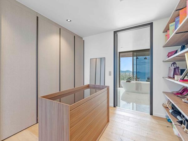 Vente Villa de luxe Les Issambres 7 Pièces 320 m²