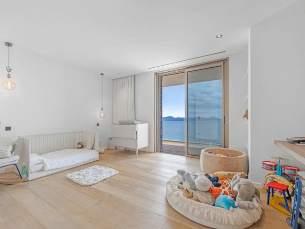 Vente Villa de luxe Les Issambres 7 Pièces 320 m²