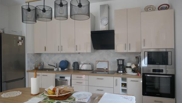 FAVERGES. APPARTEMENT 3 PIECES EN REZ DE JARDIN AVEC GARAGE