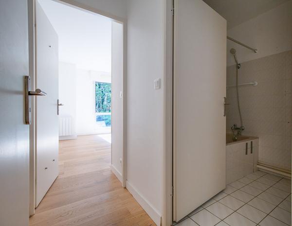NANTES/CENTRE VILLE APPARTEMENT AVEC BALCON/PARKING/TERASSE