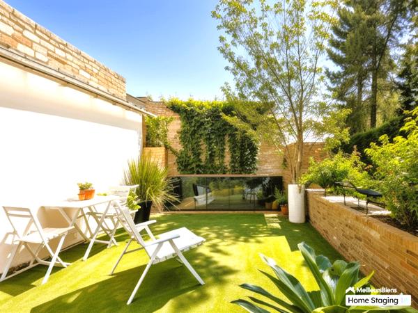 Maison de ville  T5 avec  jardin. calme et serenité !