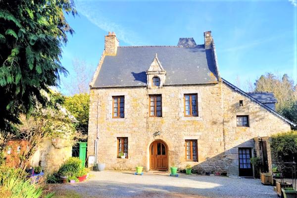 JOLI MANOIR EN CENTRE VILLE