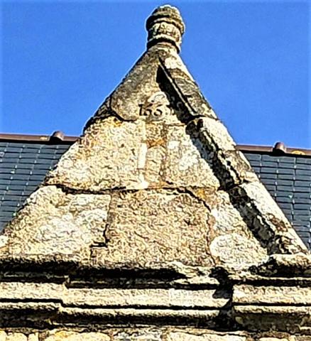 JOLI MANOIR EN CENTRE VILLE