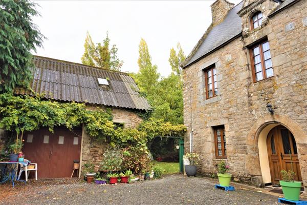 JOLI MANOIR EN CENTRE VILLE