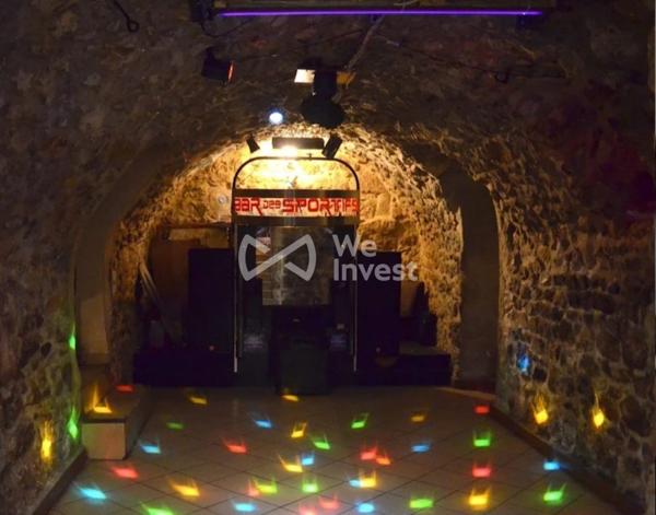 Local commercial et appartement