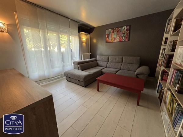 Appartement à vendre 4 pièces 76m² Châteauroux (36000)