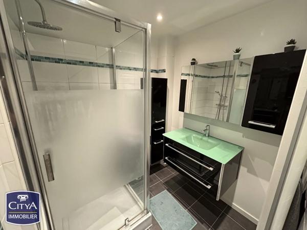 Appartement à vendre 4 pièces 76m² Châteauroux (36000)