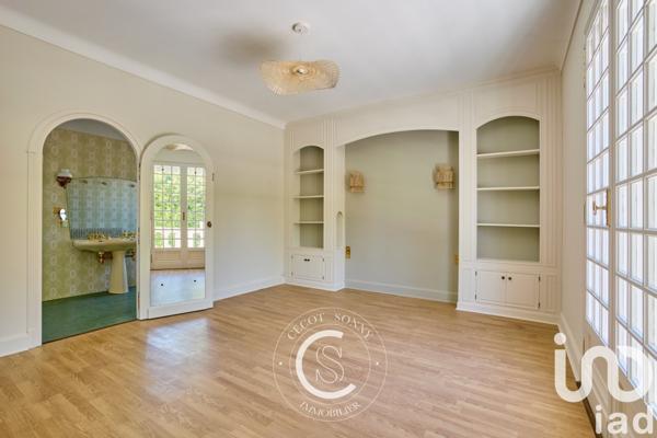 Maison traditionnelle 8 pièces de 277 m² à Brax (47310)