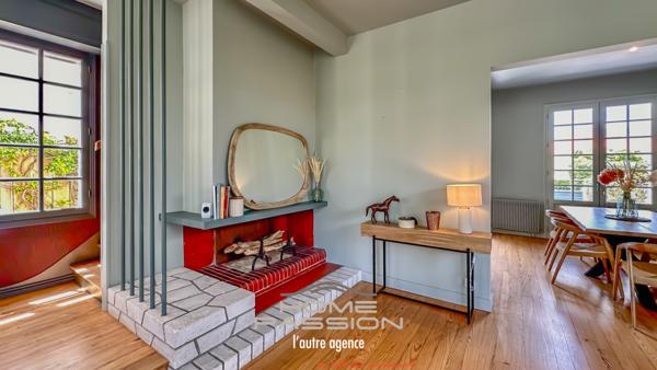 Maison
                                                                                                                                                                                                                                                                                                                        5 pièce(s)                                                                                                                                                                                                          3 chambre(s)                                                                                                                                                                                                          100  m²
