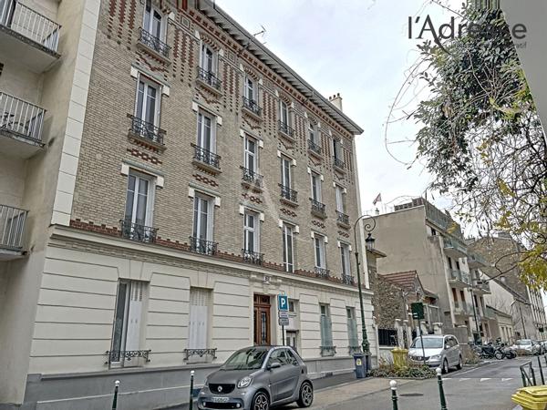 PUTEAUX/ Rouget de Lisle Appartement 3 pièces 52m² - 1 Cave - 1 Balconnet