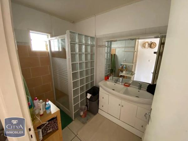 Maison à louer 3 pièces 57.67m² Saint-Leu (97424)