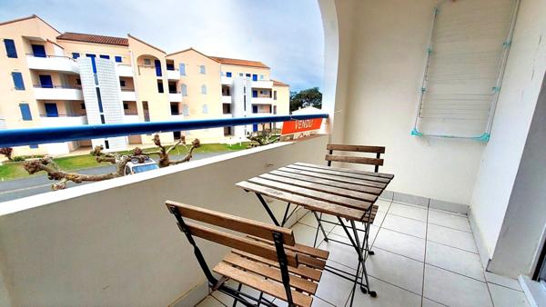 À 150 MÈTRES DE L’OCÉAN – CHARMANT T2 MEUBLÉ AVEC BALCON PLEIN SUD – LES SABLES-D’OLONNE