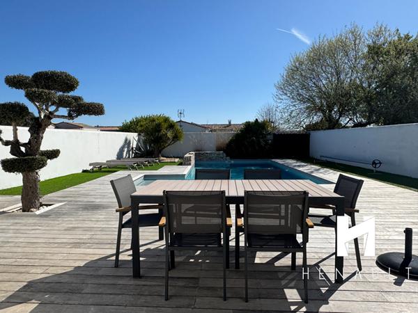 Maison Sainte Marie De Re 7 pièce(s) 174.12 m2
